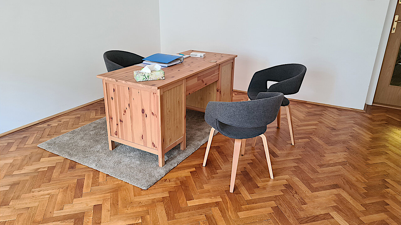 Logopädie-Praxisraum Erdgeschoß Logopädie-Praxisraum Erdgeschoß